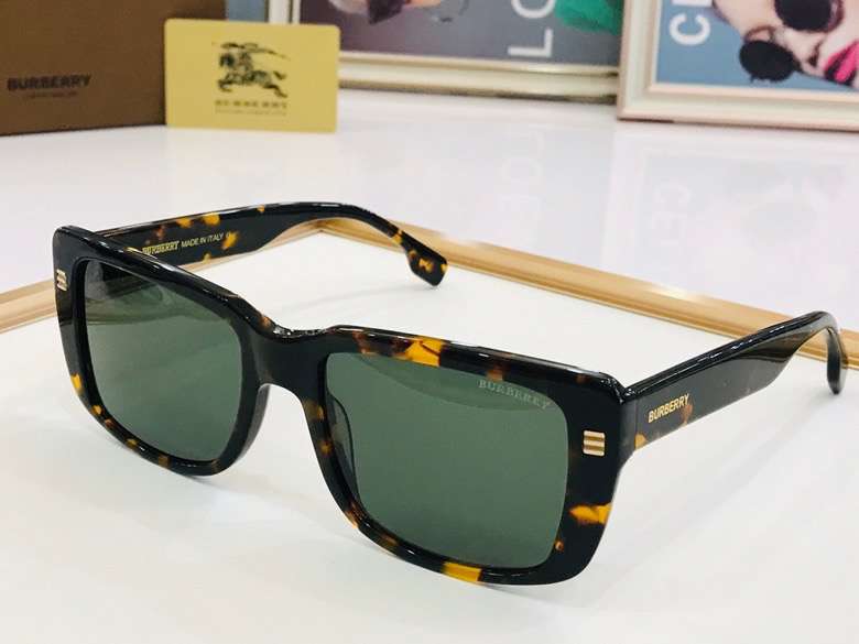 Picture of Burberry Sunglasses _SKUfw49886304fw